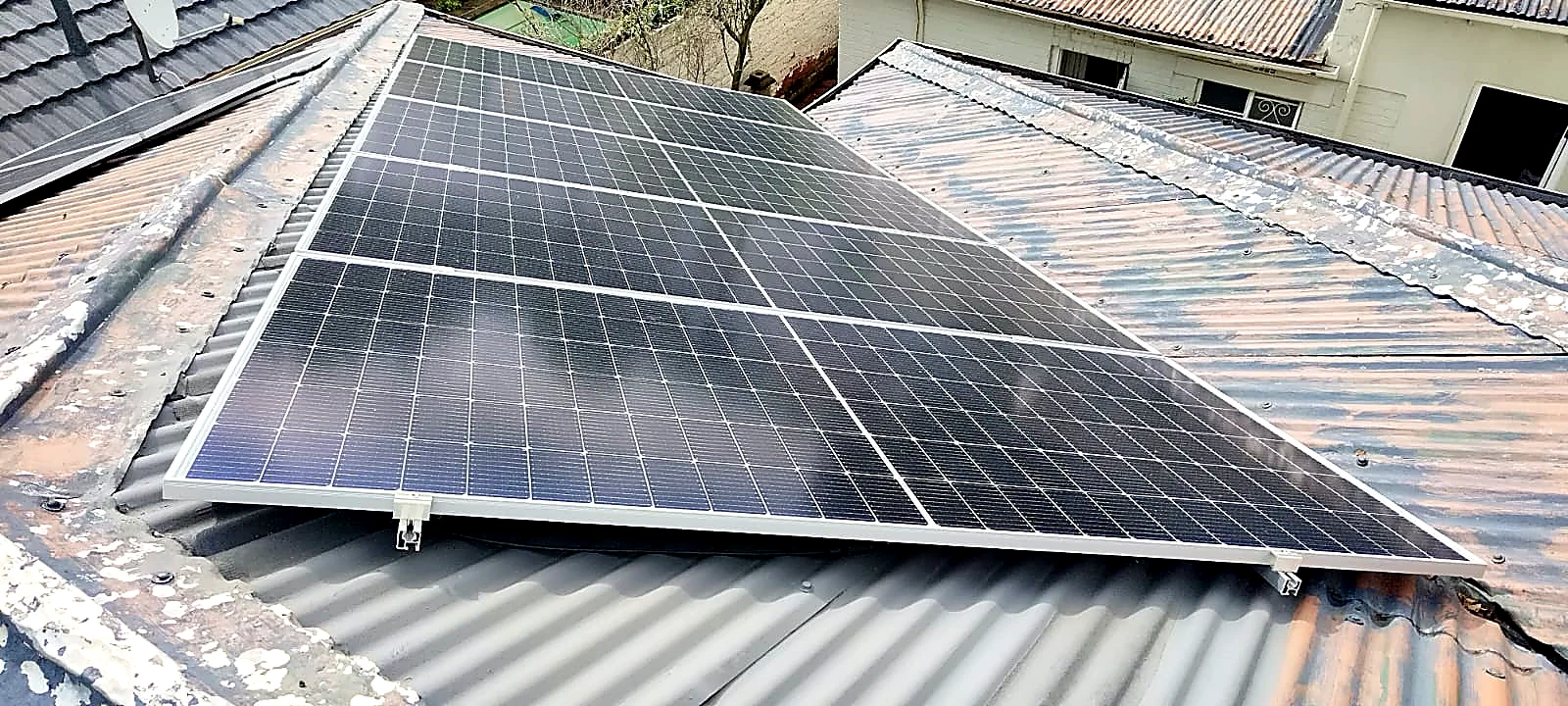 Roof-Mounted Solar Panel project gallery image